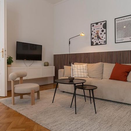Josef'S Home I Premium Apartment In Ideal Location Wien Exteriör bild