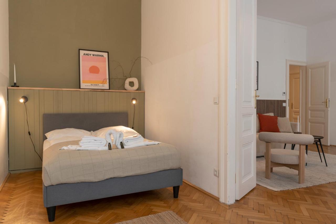 Josef'S Home I Premium Apartment In Ideal Location Wien Exteriör bild