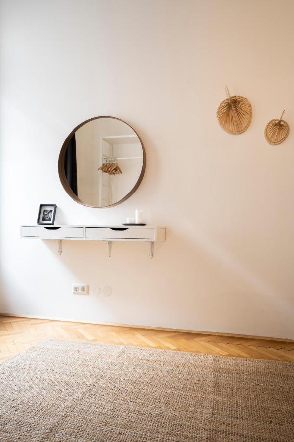 Josef'S Home I Premium Apartment In Ideal Location Wien Exteriör bild
