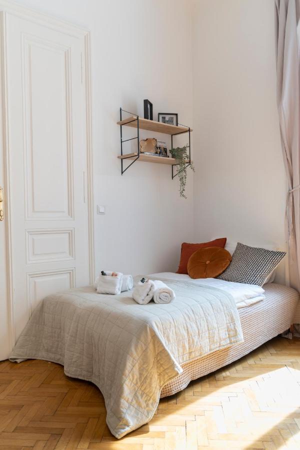 Josef'S Home I Premium Apartment In Ideal Location Wien Exteriör bild